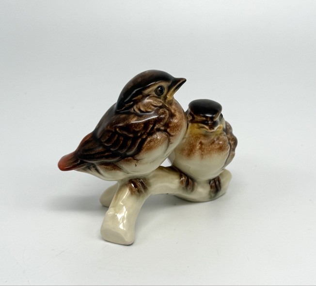 Vintage statuette "A pair of sparrows"