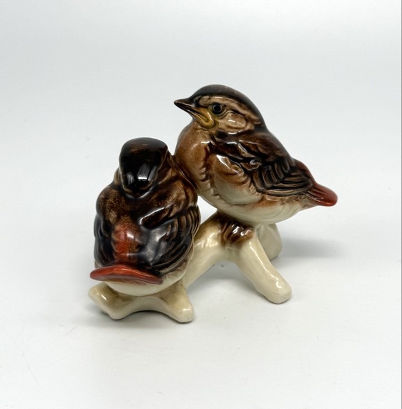 Vintage statuette "A pair of sparrows"