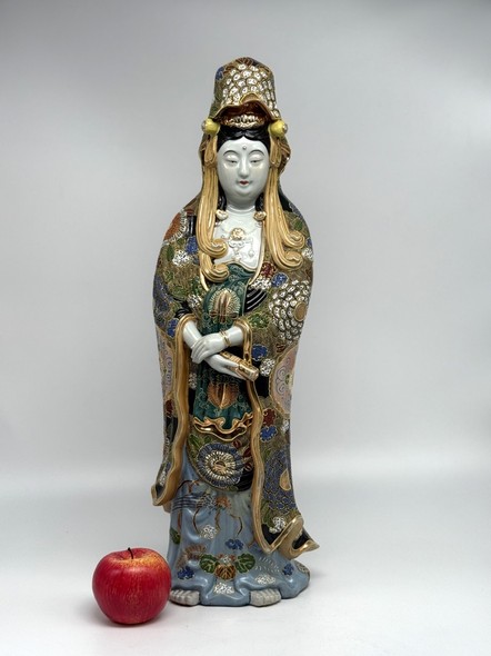 Антикварная скульптура «Гуаньнинь», Кутани