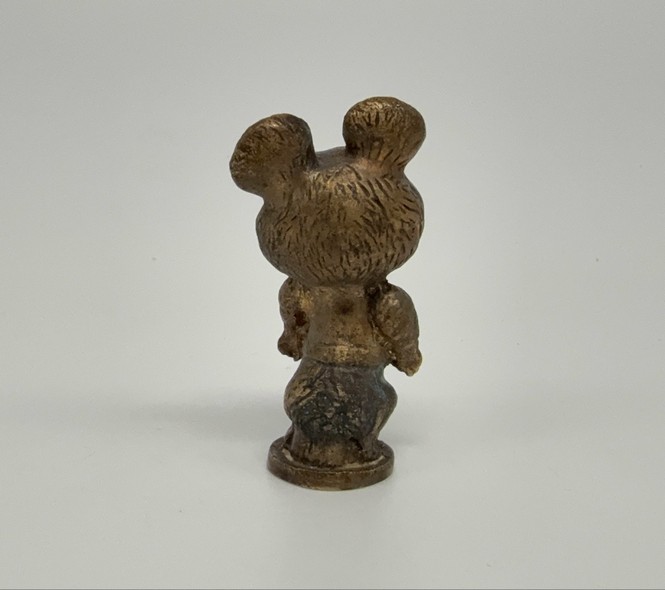 Antique sculpture "Olympic bear"