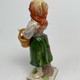 Антикварная статуэтка «Девочка с корзиной»