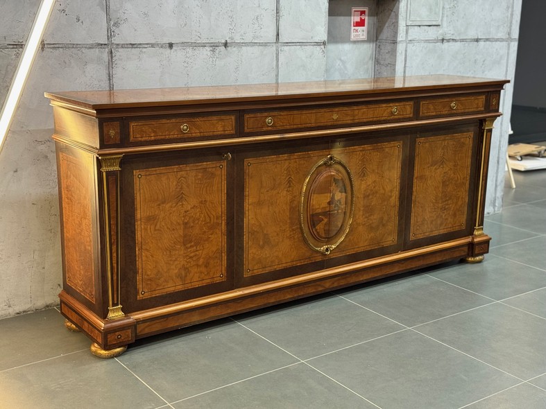 Антикварный комод, Людовик XVI