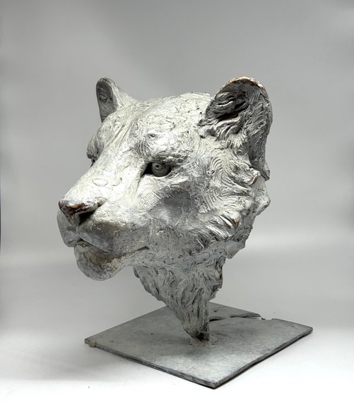 Авторская скульптура
"Снежная львица"