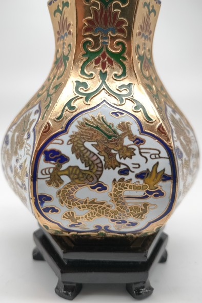 Vintage tea caddy
"Golden Dragon"