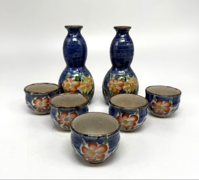 Винтажный набор для саке «Нарцисс»