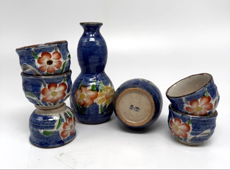 Винтажный набор для саке «Нарцисс»