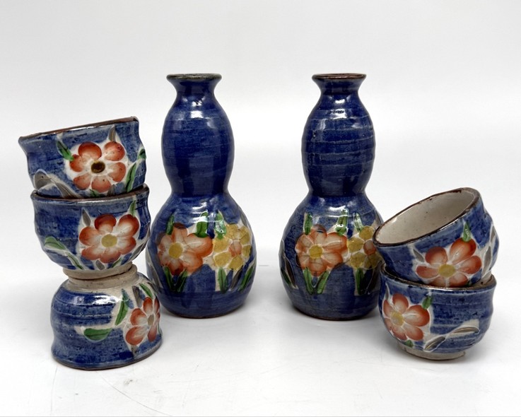 Винтажный набор для саке «Нарцисс»