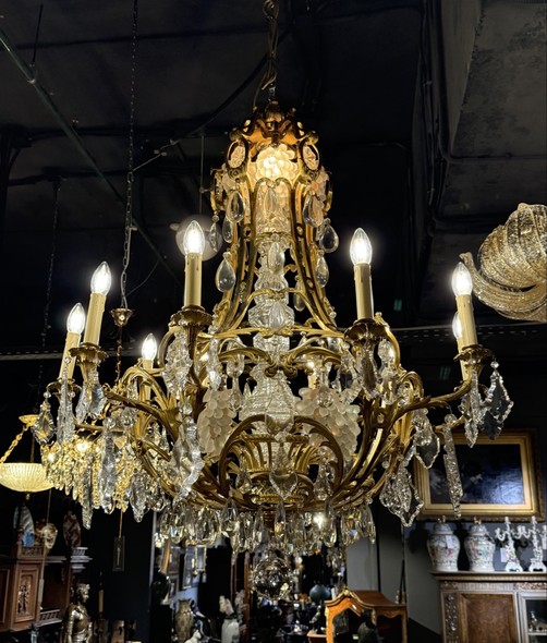 Антикварная бронзовая люстра