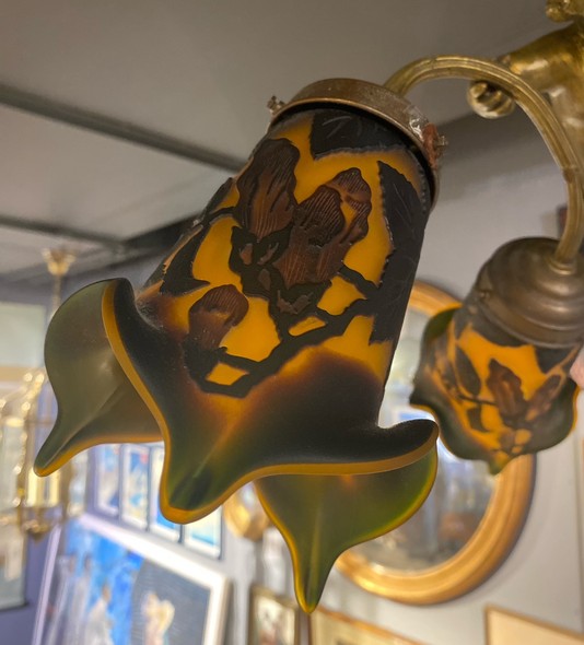 Antique chandelier “Putti”