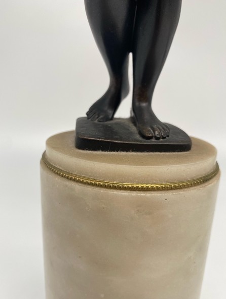 Antique sculpture "Niobe"