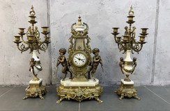 Антикварные часы с канделябрами,
Наполеон III