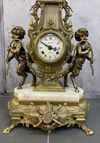 Антикварные часы с канделябрами,
Наполеон III