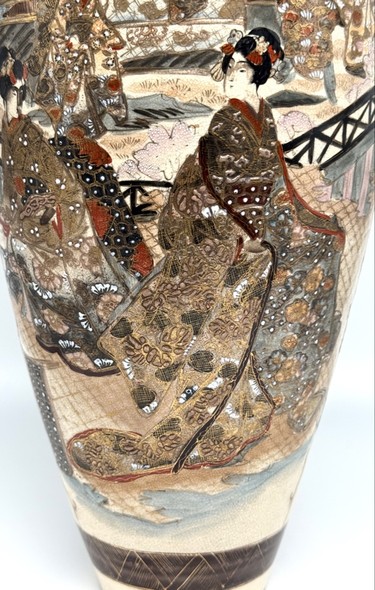 Antique paired vases,
Japan