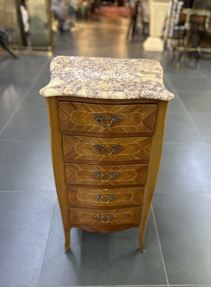 Антикварный комод
Луи XV, Франция