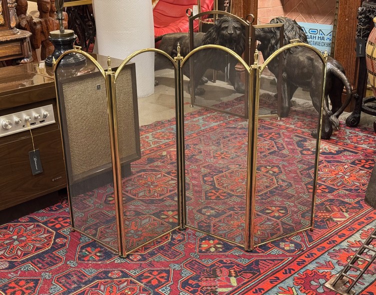 Большой винтажный каминный экран