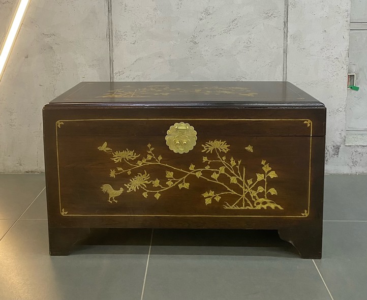 Сундук в восточном стиле