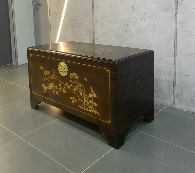 Сундук в восточном стиле