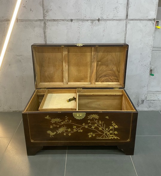 Сундук в восточном стиле