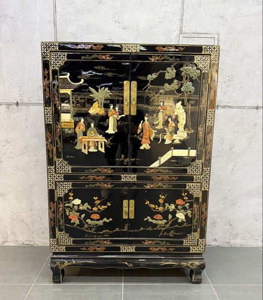 Винтажный шкаф,
Китай