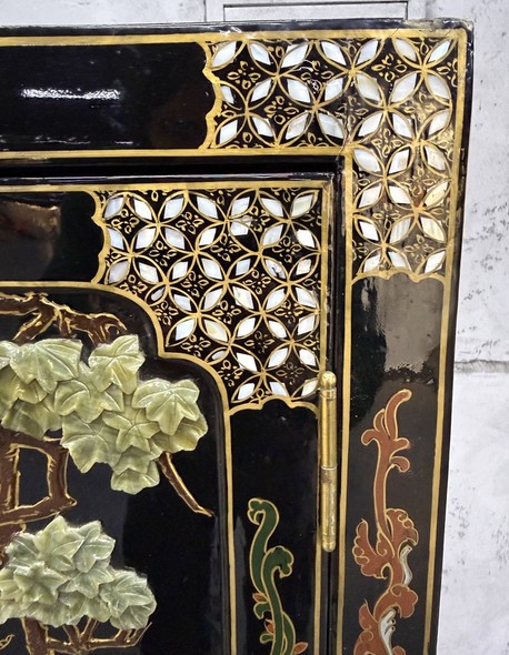 Винтажный шкаф,
Китай