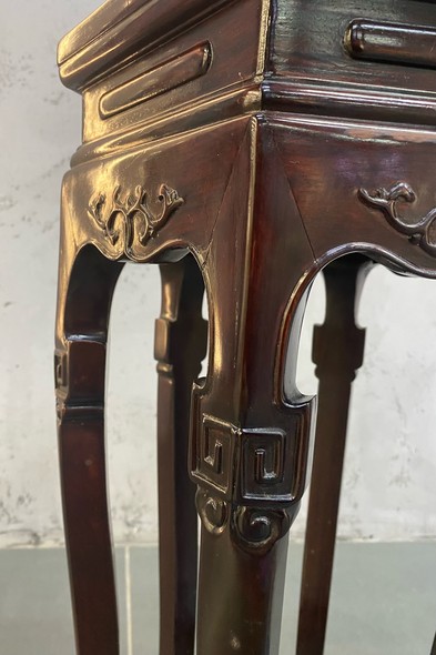 Восточная консоль,
Китай