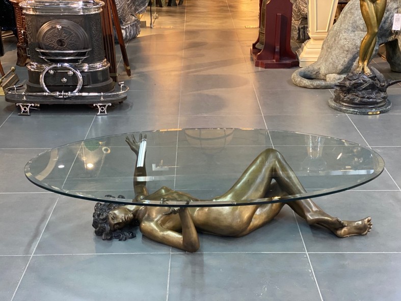 Vintage Coffee Table
"Nude"