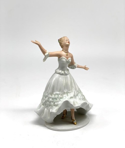 Antique sculpture "Dancer"