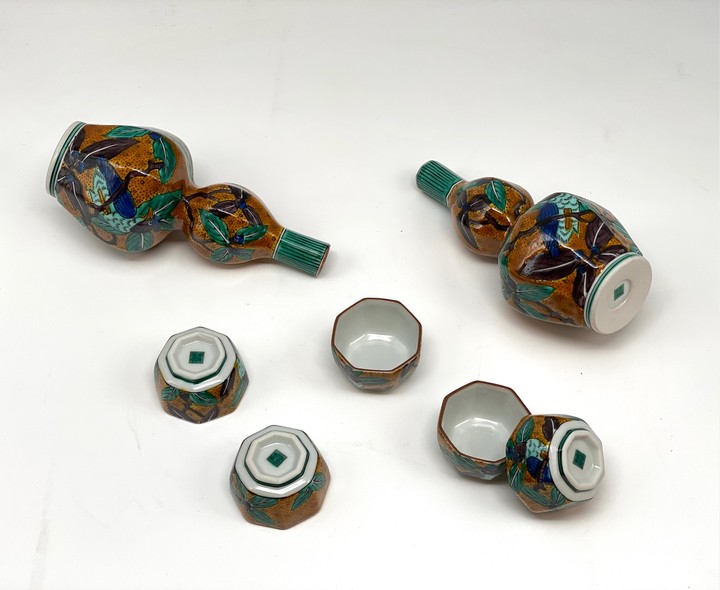 Antique sake set, Kutani