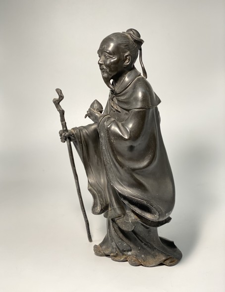 Antique sculpture
"Jyurojin with peach"