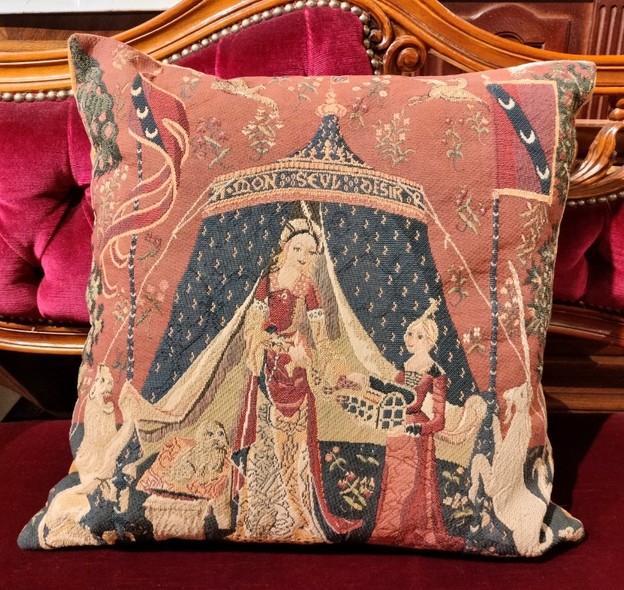 Decorative pillow "Lady with a Unicorn"
