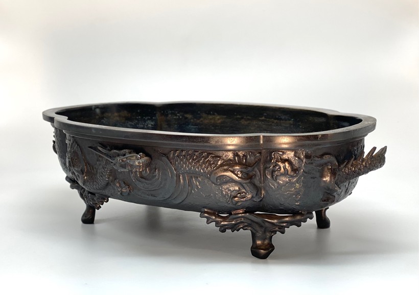 Antique bonsai planter