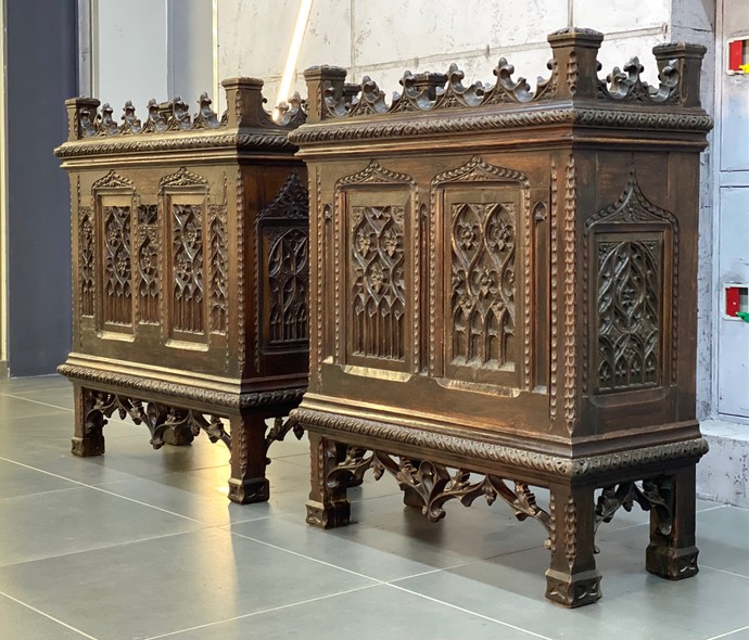 Antique planters