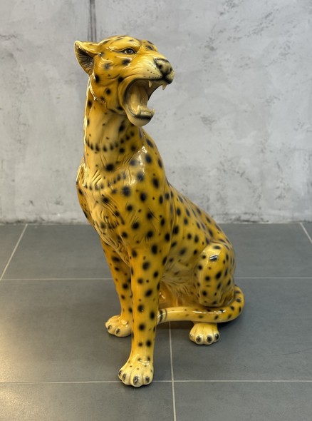 Vintage sculpture
"leopard"