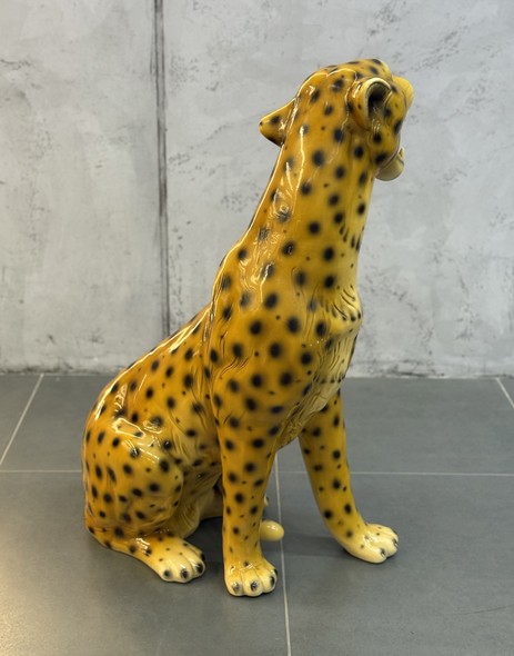 Vintage sculpture
"leopard"