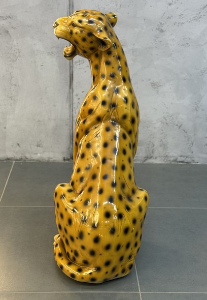 Vintage sculpture
"leopard"
