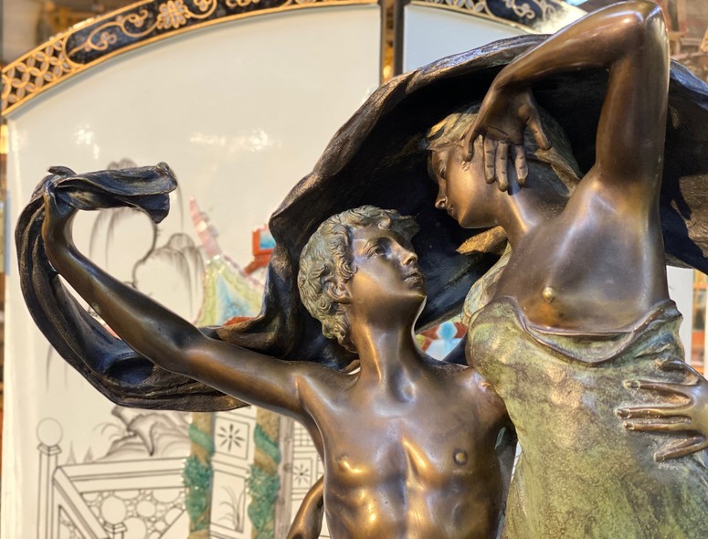 Antique sculpture
"Dance of Zephyr and Flora"
