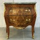 Antique bombet chest of drawers