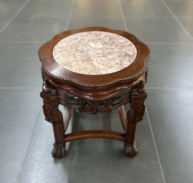 Antique console pedestal in oriental style