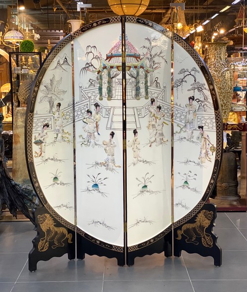 Large vintage screen