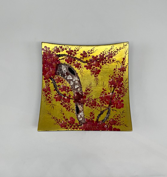 Vintage set of oriental plates