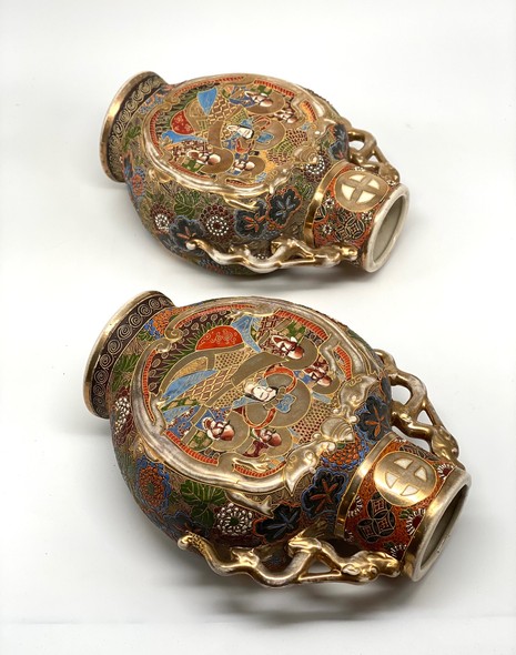 Антикварные парные вазы «Бодхисаттвы»