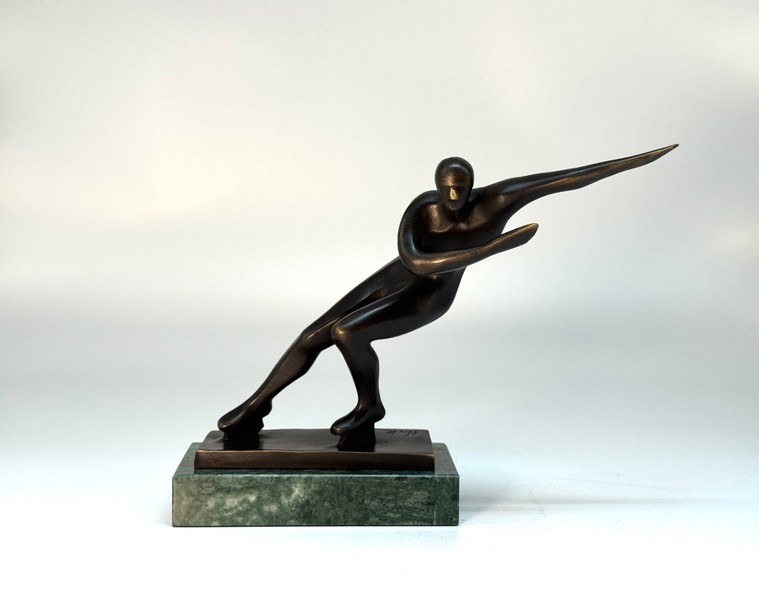 Sculpture "Skater"