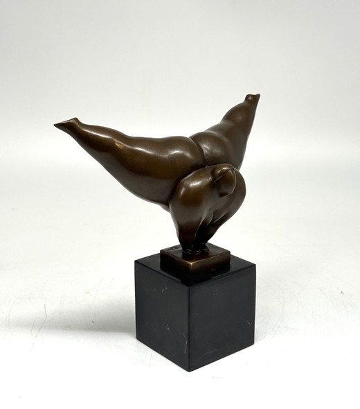 Винтажная скульптура
"Гимнастка"