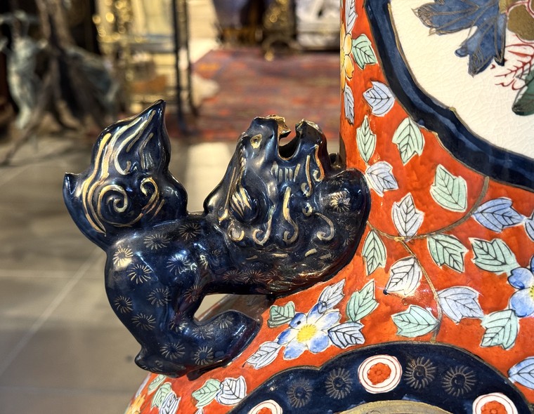 Antique Imari floor vase, Japan