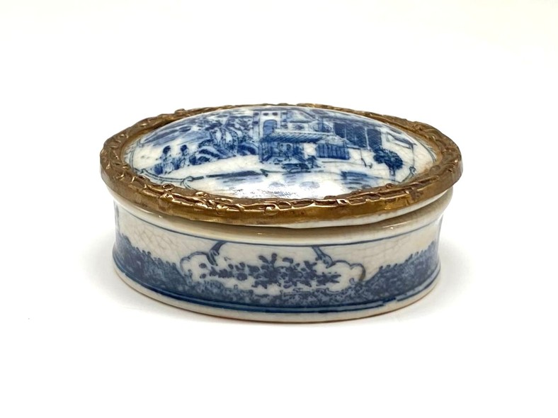 Antique jewelry box