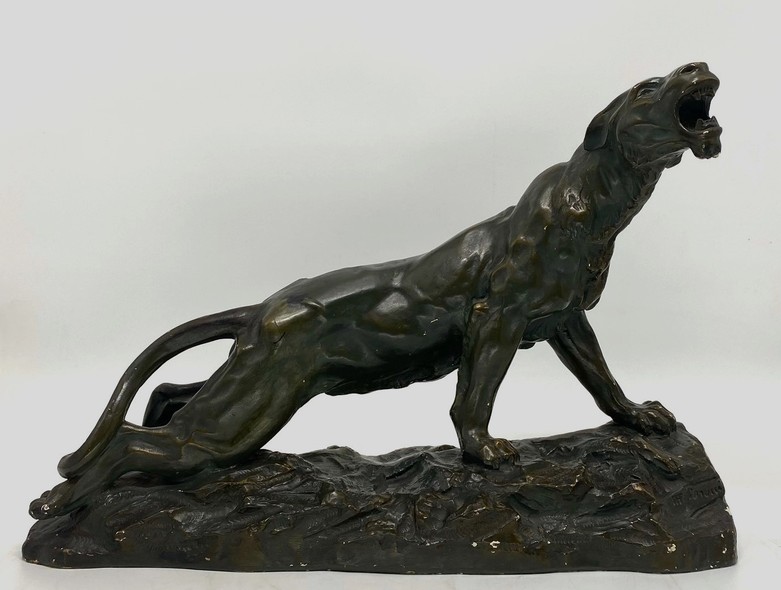 Antique sculpture "Panther"