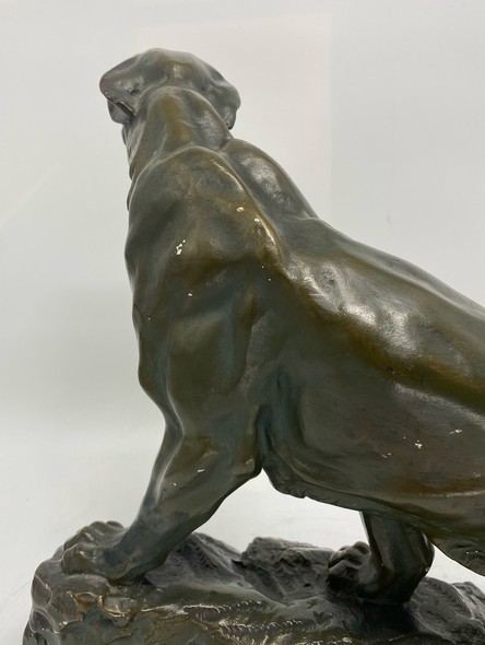Antique sculpture "Panther"