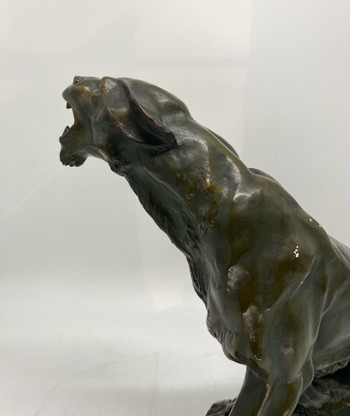 Antique sculpture "Panther"