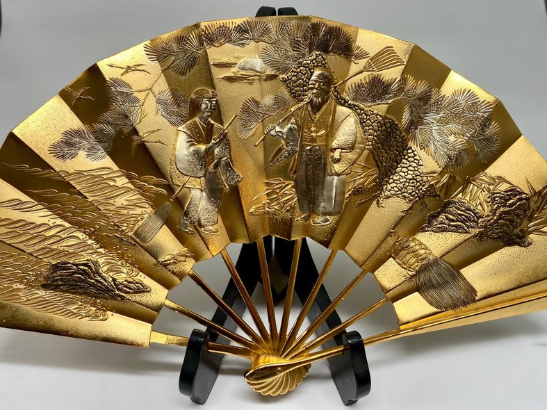 An antique sculpture-panel