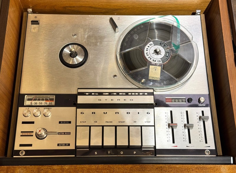 Vintage Grundig Stereo System